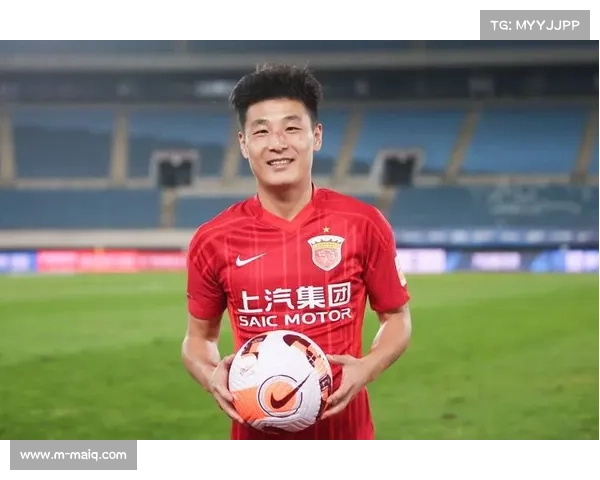 武磊伤病困扰赛季：老将的坚持与国家队使命